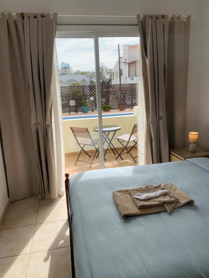 Peaceful Apartment With Double Bed - Oak Breeze بافوس المظهر الخارجي الصورة