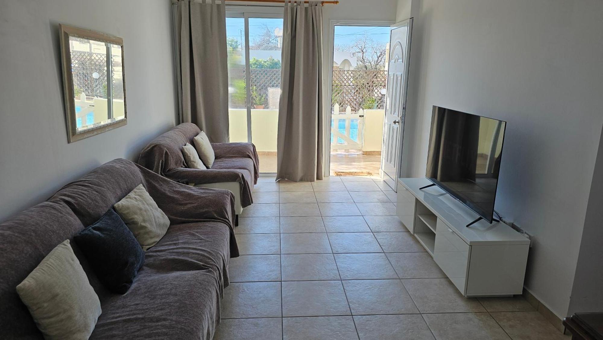 Peaceful Apartment With Double Bed - Oak Breeze بافوس المظهر الخارجي الصورة